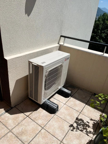 Climatisation résidence à POISAT